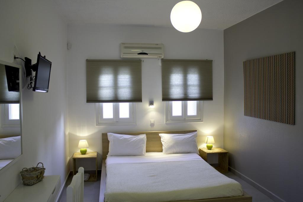 מלון Almira - Seafront - Paros 3*